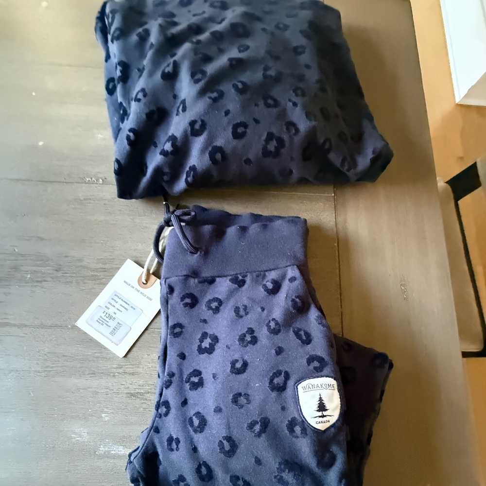 XS Wanakome Jogger Navy NWT
